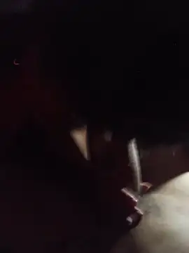 ResolvedCurfew élő XXX-chatje