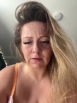 Poppyshaw_ Live XXX-Chat