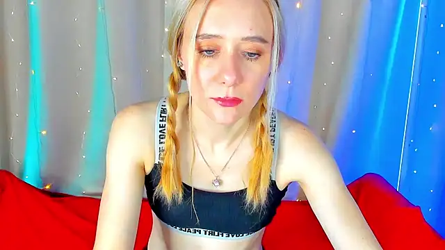 NikaBond's Live XXX Chat