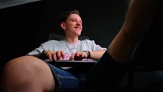 Chat XXX Live FelixStarkk