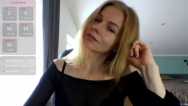 Tina5394's Live XXX Chat