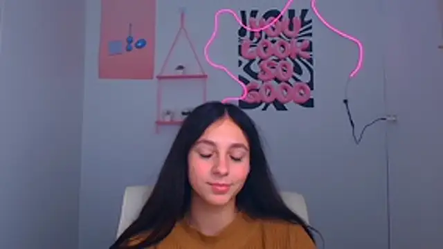 XXX chat uživo modela KissMeJulia