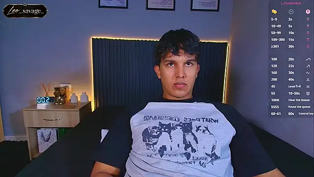 Leo_Savage_ élő XXX-chatje