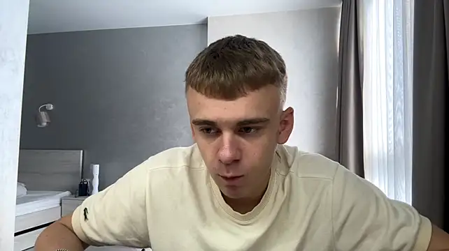 SoloFury Live XXX Chat