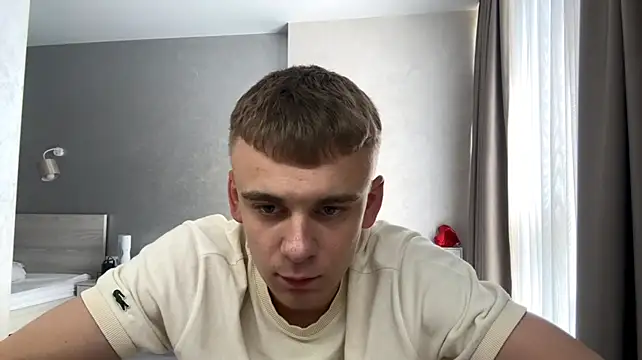 SoloFury 现场XXX聊天