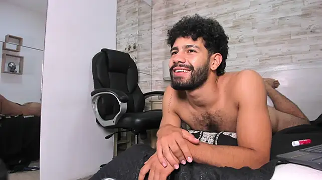 Chatroom XXX en direct de Andy_Burkle
