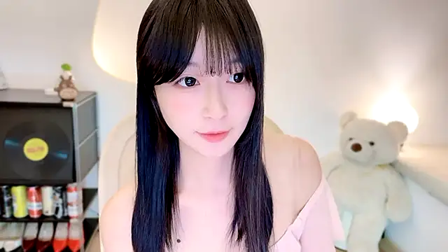 OnechestnutのライブXXXチャット