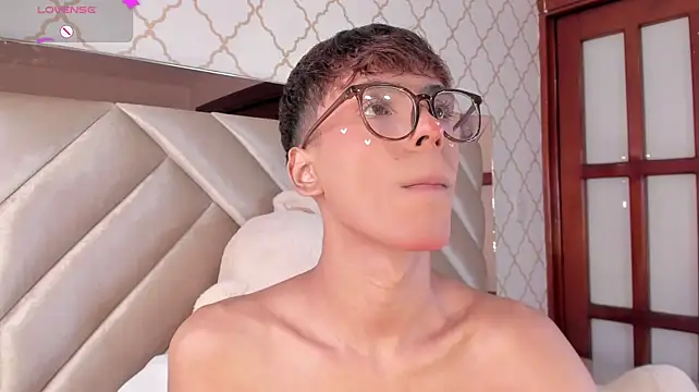 KaelSoft_ live XXX chat