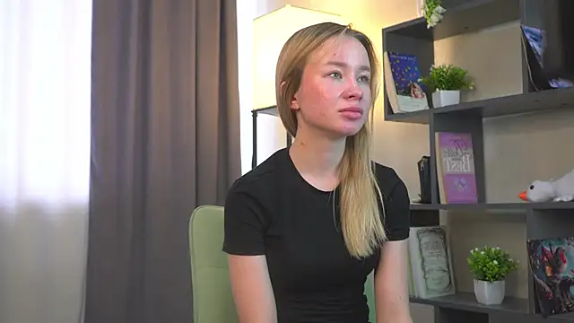 DaineSanon's Live XXX Chat