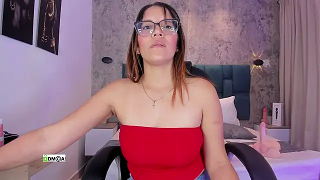 צ'אט XXX בשידור חי של zairawatson