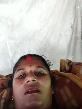 Hot_di97 লাইভ XXX চ্যাট