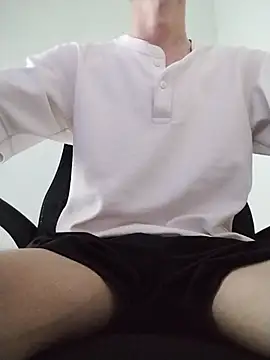 Kangc369 Chat XXX in diretta