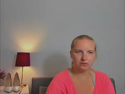 RoseTeacherX Chat XXX in diretta