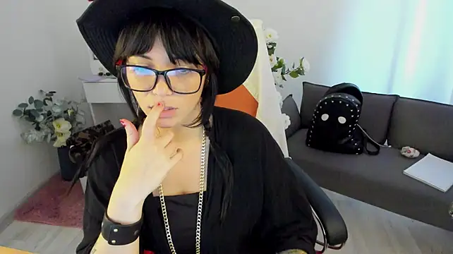 Chat +18 de NeoGeisha ao vivo