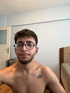 alevderlersn Live XXX chat