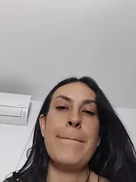 Chat XXX en directo de Anna_magic