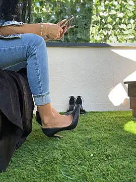 FeetVibe Adlı Modelin Canlı XXX Sohbeti