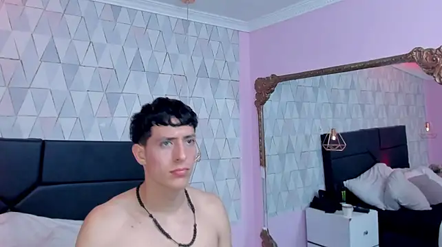 TheGhostforeeonss – Live XXX-chat