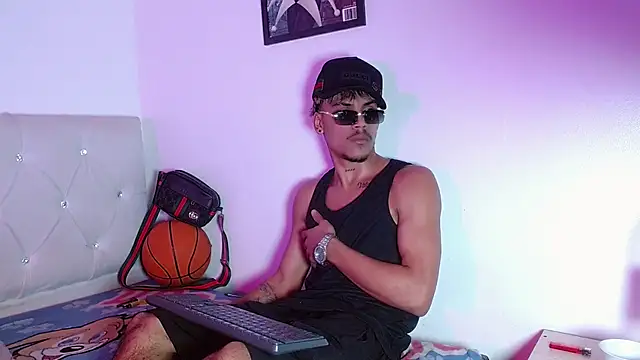 Angel_foxc13 现场XXX聊天