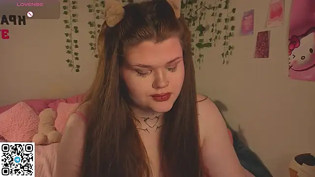 צ'אט XXX בשידור חי של Lilyssse