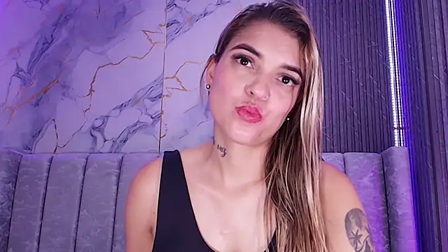 rubihops' Live XXX Chat
