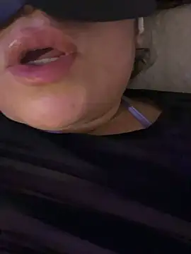 Zaphiro007's Live XXX Chat