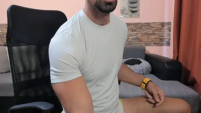 Chat XXX Live HotHunkTrainer