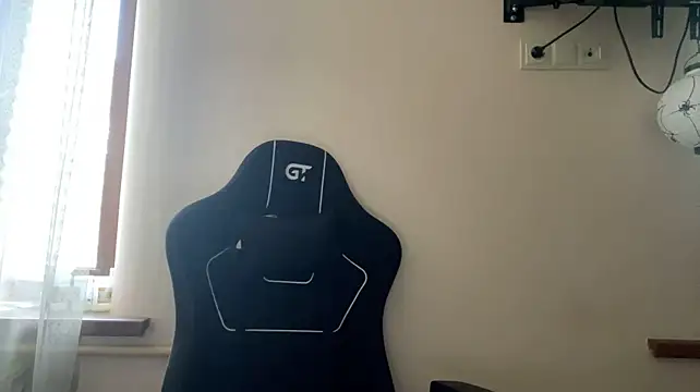 Onyxxxo77's Live XXX Chat