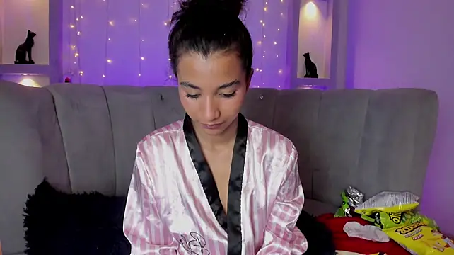 Emily_bruss XXX чат на живо