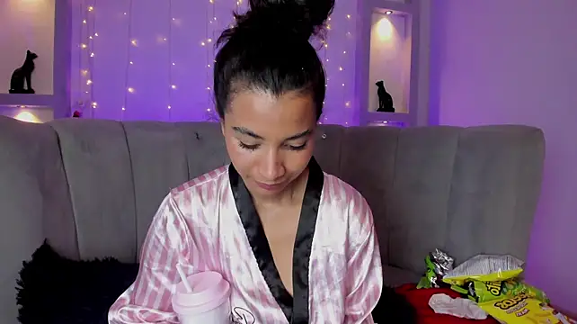 Онлайн чат XXX Emily_bruss