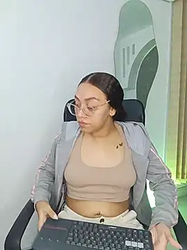 Chatroom XXX en direct de ritzabeth_daniel