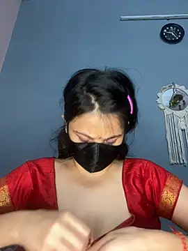 Pari8822's Live XXX Chat