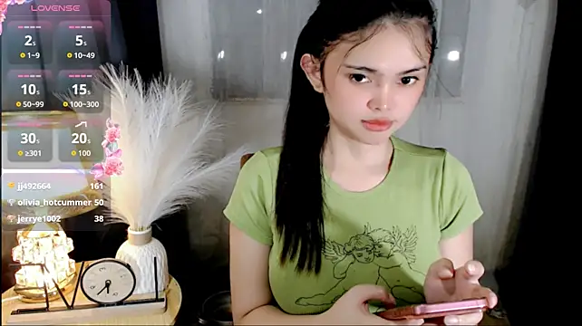 wildest_fantasy's Live XXX Chat