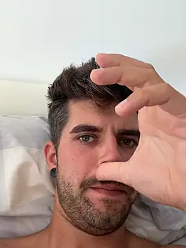 Benistripp live XXX chat
