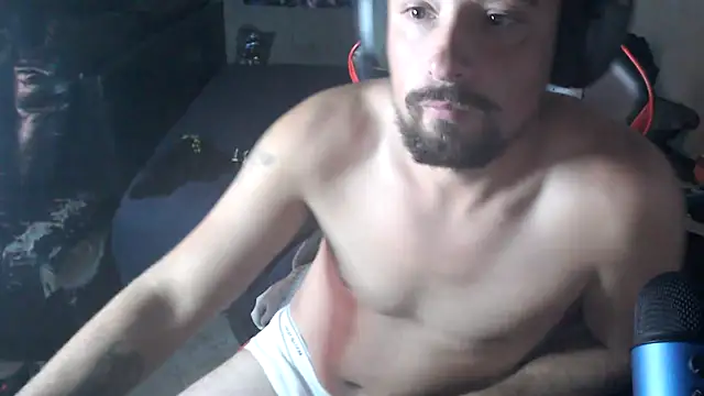 YoBleez's Live XXX Chat