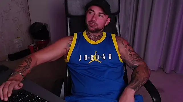 DuncanStone's Live XXX Chat