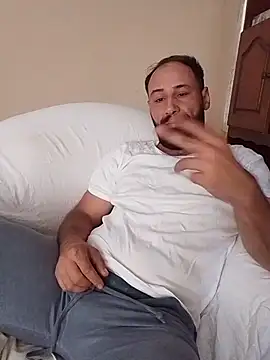 Tranda91 Adlı Modelin Canlı XXX Sohbeti
