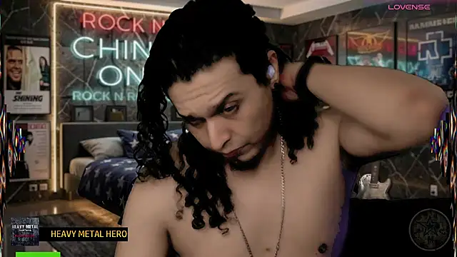 chino_roz Chat XXX in diretta