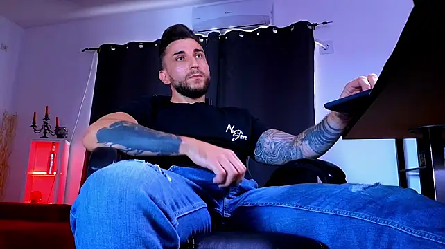 Chat XXX Live MightyAaron66