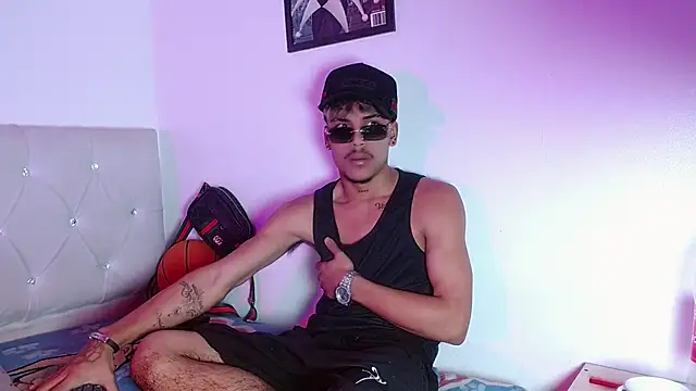 Angel_foxc13のライブXXXチャット