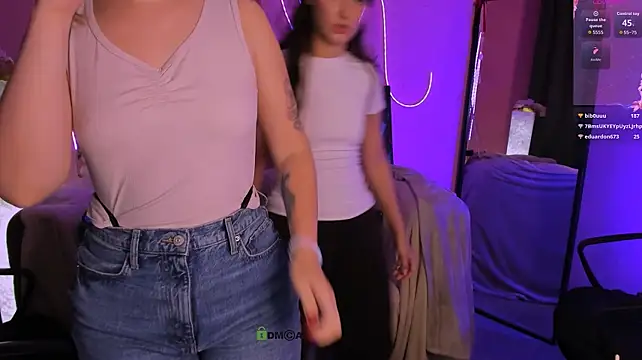 eva_smiith_ Adlı Modelin Canlı XXX Sohbeti