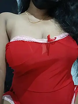 IamNaina69 élő XXX-chatje