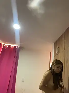 Chat XXX en directo de Jouemandannie