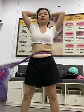 Czat XXX na żywo – Ivy_Trix2
