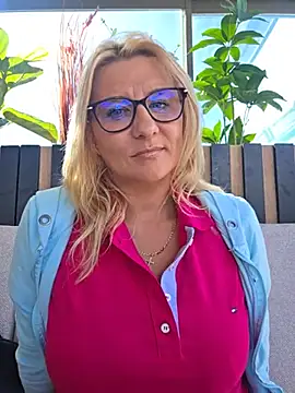KaylinJan Live XXX-chat
