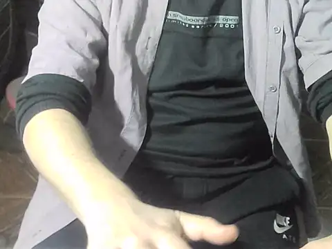 XXX chat uživo modela OreCam