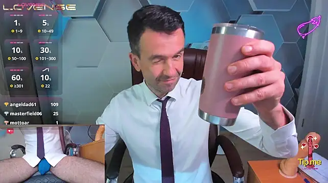 Živý XXX chat SteveTiger