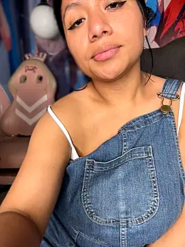 Chat +18 de Im_Little ao vivo