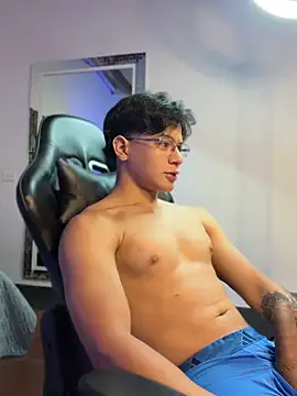 Chatroom XXX en direct de TonyPetrovjs