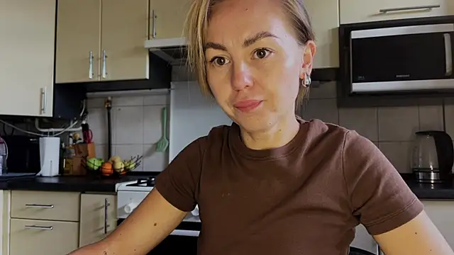 Онлайн чат XXX Marta_Kelly